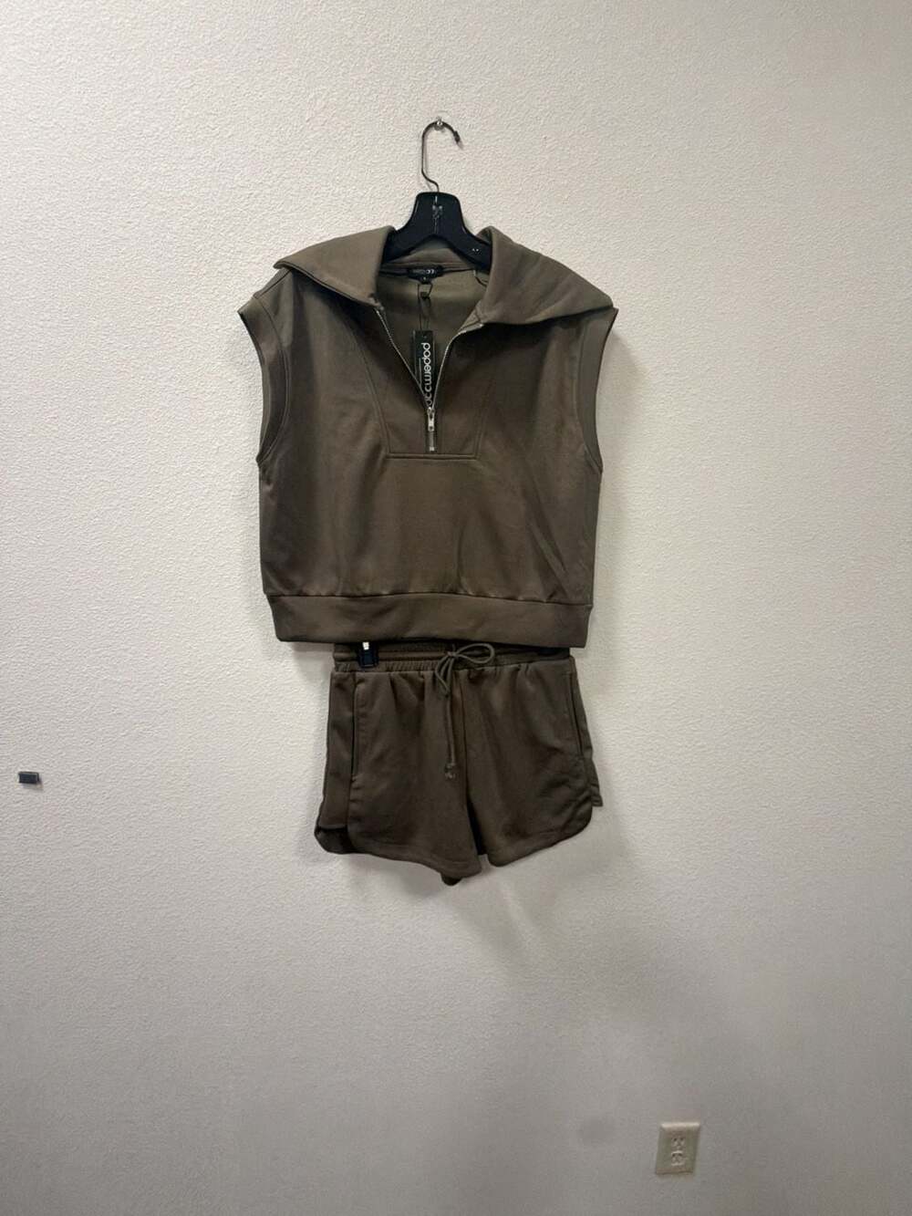 Paper Moon Half Zip Set Size S Olive Green Shorts & Top
